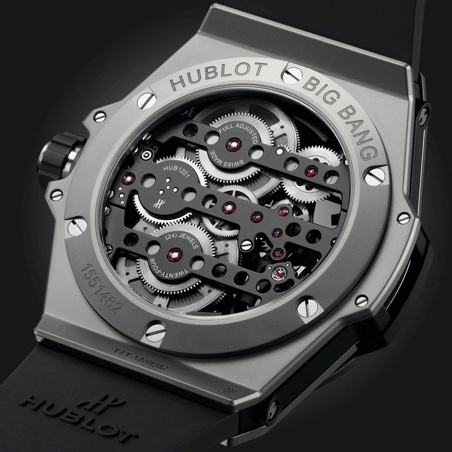 Montre Hublot Big Bang Meca-10 Titanium mécanique cadran squelette bracelet caoutchouc noir 45 mm 414.NI.1123.RX