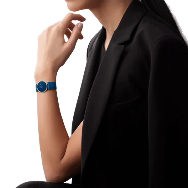 Montre Longines La Grande Classique quartz lunette sertie cadran bleu 29 mm L4.523.0.90.2