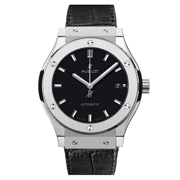 Montre Hublot Classic Fusion Titanium automatique cadran noir bracelet cuir noir 38 mm 565.NX.1171.LR