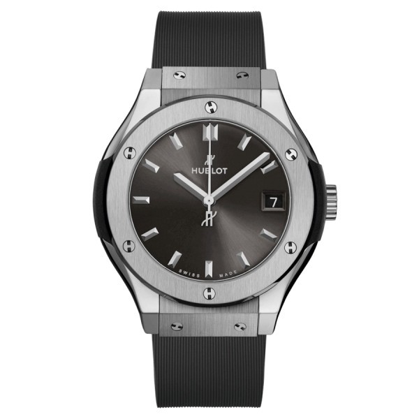 Hublot Classic Fusion Racing Grey Titanium quartz watch grey dial grey rubber strap 33 mm 581.NX.7071.RX