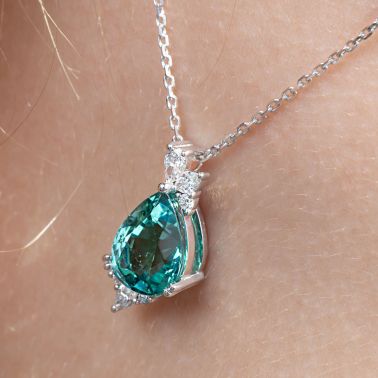 Lepage La Lagoon necklace in white gold, tourmaline and diamonds 