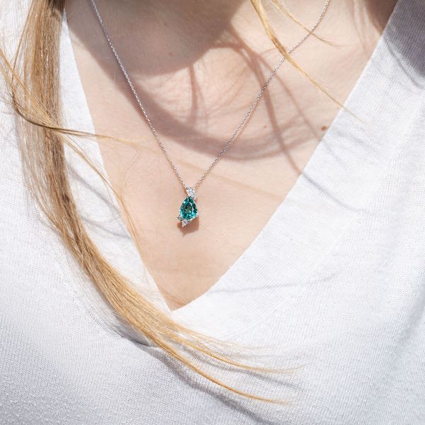 Classy classicist green paparazzi clearance