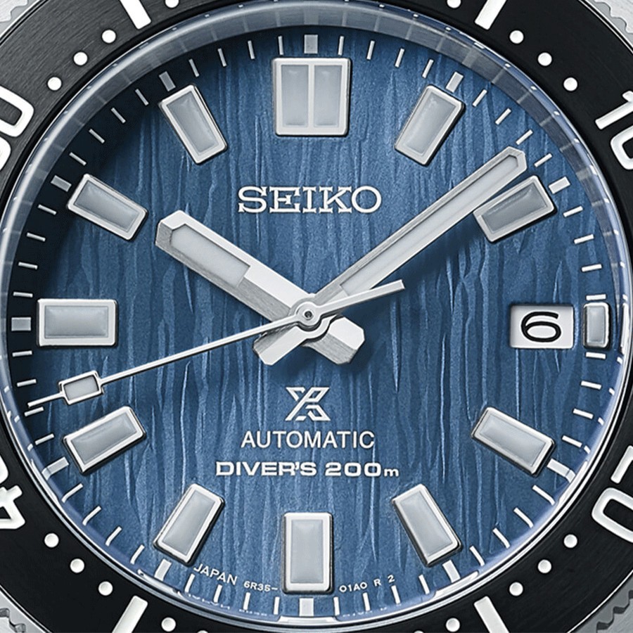 Montre Seiko Prospex Automatique Diver's 1965 Save The Ocean cadran bleu bracelet acier 40,5 mm
