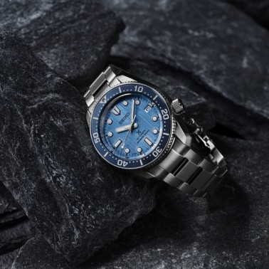 Montre Seiko Prospex Automatique Diver's 1968 Save The Ocean cadran bleu bracelet acier 42 mm