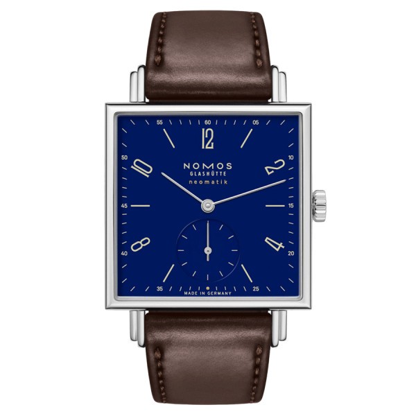 Montre NOMOS Tetra Neomatik Blue automatique cadran bleu bracelet cuir brun 33 mm 421.S3