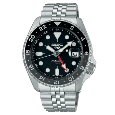 Montre Seiko 5 SKX Sports GMT automatique cadran noir bracelet acier 42,5 mm