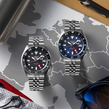 Montre Seiko 5 SKX Sports GMT automatique cadran bleu bracelet acier 42,5 mm
