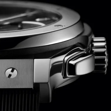 Montre Hublot Classic Fusion Chronograph Titanium automatique cadran noir 42 mm 541.NX.1171.RX