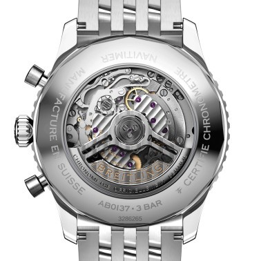 Montre Breitling Navitimer automatique B01 Chronographe cadran vert bracelet acier 46 mm AB0137241L1A1