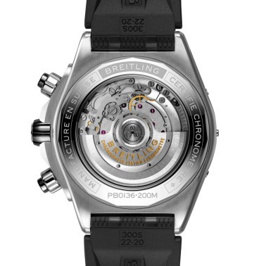 Montre Breitling Super Chronomat B01 automatique cadran bleu glacier bracelet caoutchouc noir 44 mm PB0136251C1S1