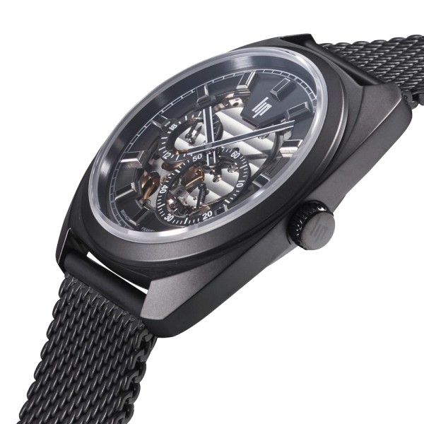 Montre Lip Général De Gaulle Squelette automatique PDV noir cadran noir bracelet acier milanais 39 mm