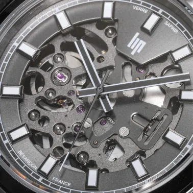 Montre Lip Général De Gaulle Squelette automatique cadran gris bracelet acier 39 mm