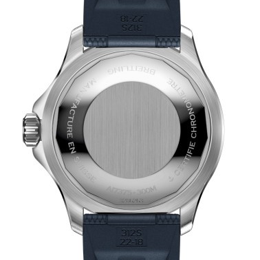 Montre Breitling Superocean automatique cadran argent bracelet caoutchouc bleu 42 mm A17375E71G1S1