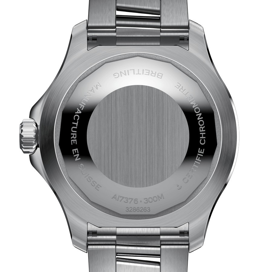 Montre Breitling Superocean automatique cadran noir bracelet acier 44 mm