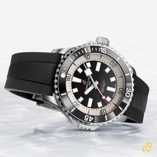 Montre Breitling Superocean automatique cadran bleu bracelet caoutchouc bleu 46 mm A17378211B1S1