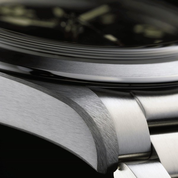 Tudor Ranger automatic watch black dial steel bracelet 39 mm M79950-0001