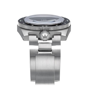 ZRC Grands Fonds 300 Reissue Series 2 black dial steel bracelet 38 mm