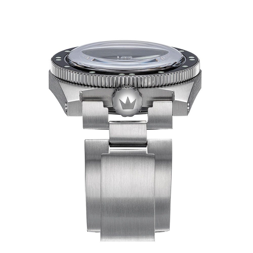 ZRC Grands Fonds 300 Reissue Series 2 black dial steel bracelet 38 mm