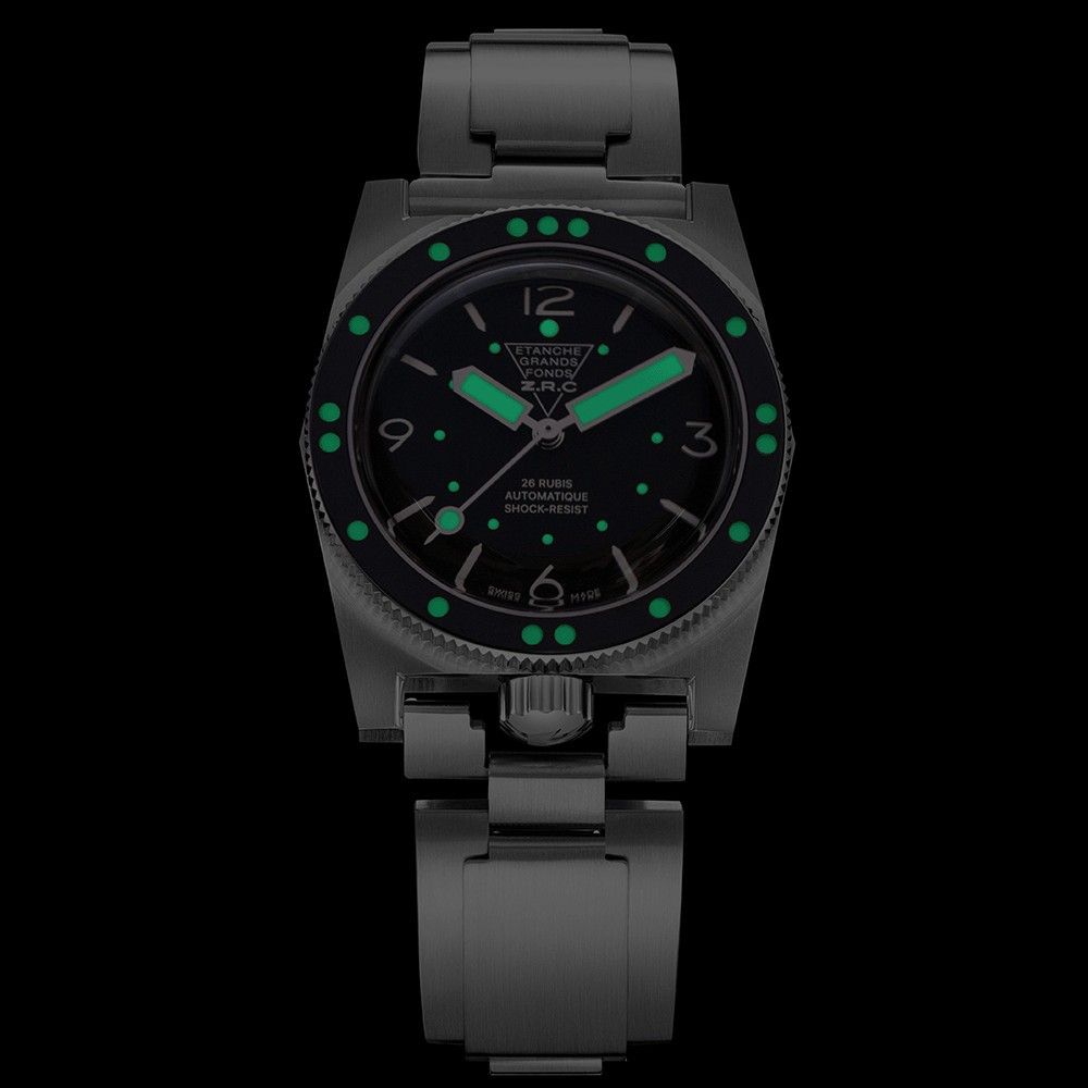 ZRC Grands Fonds 300 Reissue Series 2 black dial steel bracelet 38 mm