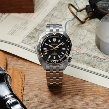Seiko Prospex Diver's 1968 Turtle Origin automatic gilt black dial steel bracelet 41 mm