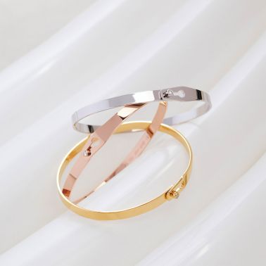 Bracelet Dinh Van Serrure en or blanc et diamant