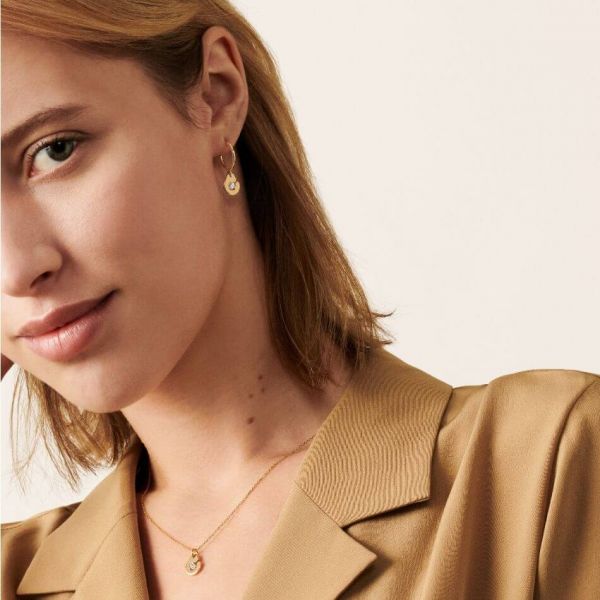 Collier dinh van Menottes R8 en or jaune 667111