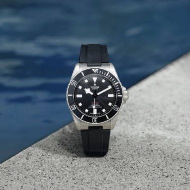 Montre Tudor Pelagos automatique cadran noir bracelet titane 39 mm M25407N-0001