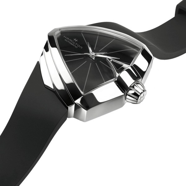 Montre Hamilton Ventura S automatique cadran noir bracelet caoutchouc noir 34,5 x 38 mm H24105330