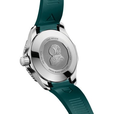 Montre TAG Heuer Aquaracer Professional 300 Date automatique index diamants cadran bleu bracelet caoutchouc bleu 36 mm WBP231G.F