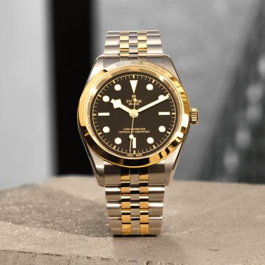 Tudor Black Bay 41 S&G automatic watch black dial steel and yellow gold bracelet 41 mm M79683-0001
