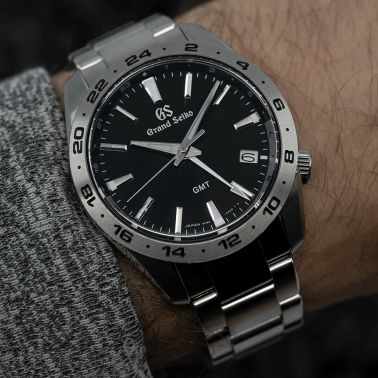 Grand Seiko Sport Quartz GMT black dial steel bracelet 39 mm
