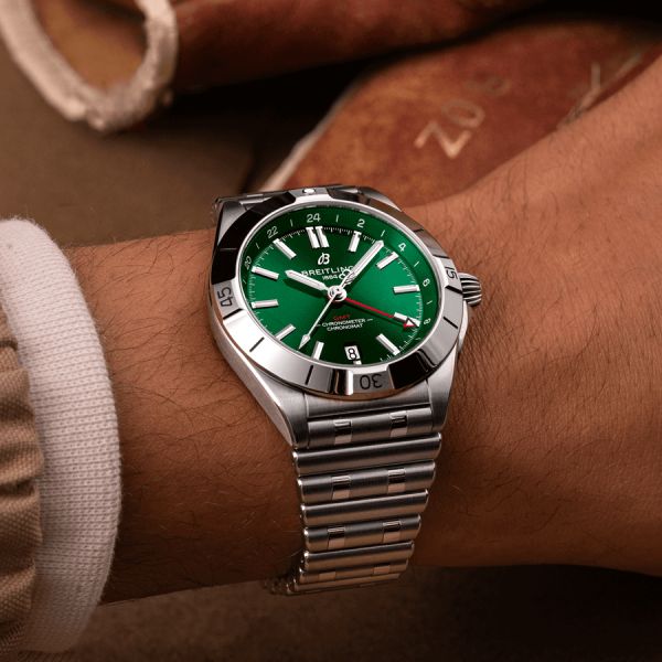Breitling Chronomat GMT automatic watch green dial steel bracelet 40 mm A32398101L1A1