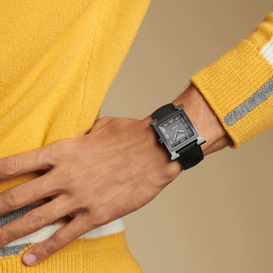 HERMÈS Heure H Titanium automatic watch black dial black leather strap 34 mm W054131WW00