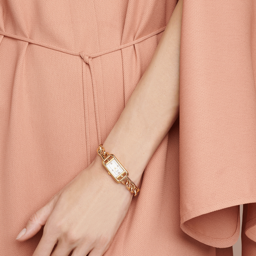 HERMÈS Nantucket Petit Modèle Rose Gold quartz dial white mother-of-pearl bracelet 29 mm
