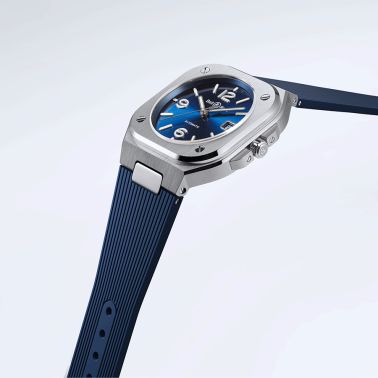 Montre Bell & Ross BR 05 automatique cadran bleu bracelet caoutchouc 40 mm