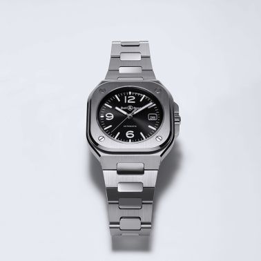 Bell & Ross BR 05 automatic black dial steel bracelet 40 mm