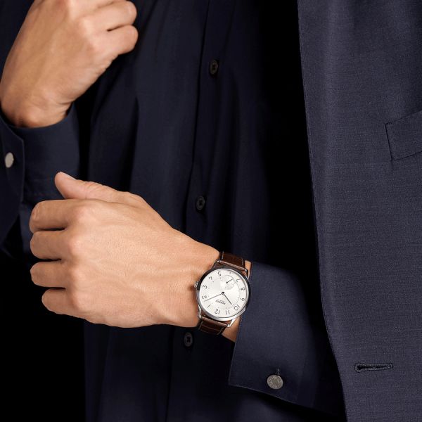 HERMÈS Slim Grand Modèle automatic watch silver opaline dial black leather strap 39,5 mm W041759WW00