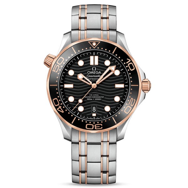 Montre Omega Seamaster Diver 300m Co-Axial Master Chronometer cadran noir bracelet acier et or rouge 42 mm