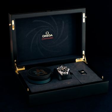 Montre Omega Seamaster Diver 300M James Bond Édition Limitée automatique 42 mm Full Set 2020