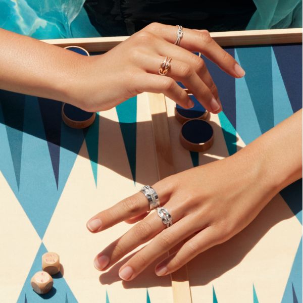 Bague Fred Chance Infinie moyen modèle en or rose et diamants