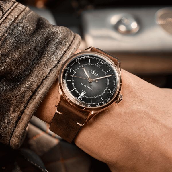 Montre Mido Multifort Patrimony PVD Or Rose automatique cadran noir bracelet cuir brun 40 mm M040.407.36.060.00