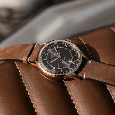 Montre Mido Multifort Patrimony PVD Or Rose automatique cadran noir bracelet cuir brun 40 mm M040.407.36.060.00