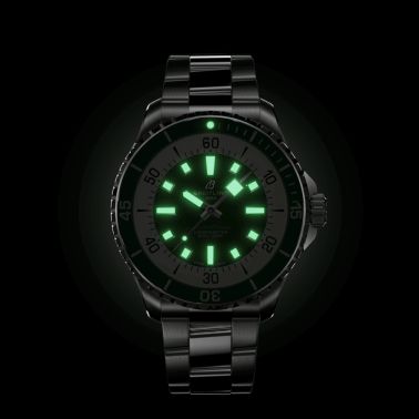 Montre Breitling Superocean automatique cadran vert bracelet acier 44 mm A17376A31L1A1