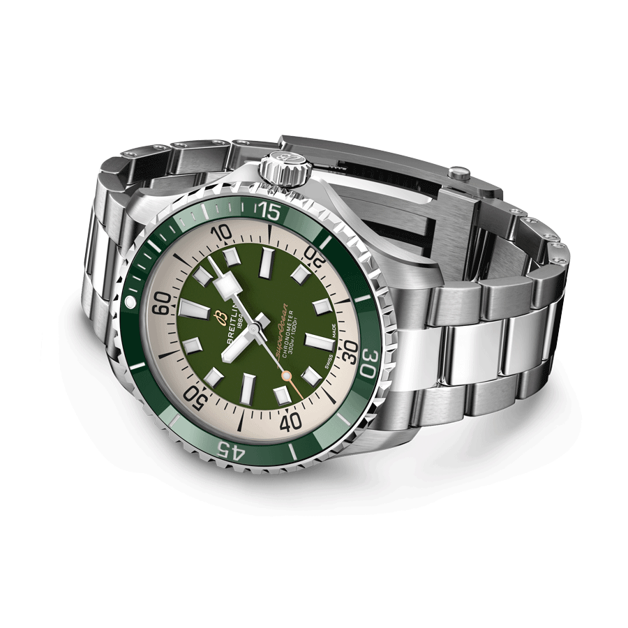 Montre Breitling Superocean automatique cadran vert bracelet acier 44 mm A17376A31L1A1