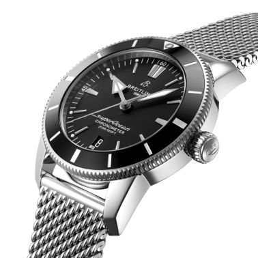 Montre Breitling Superocean Heritage II B20 automatique cadran noir bracelet maille milanaise 44 mm