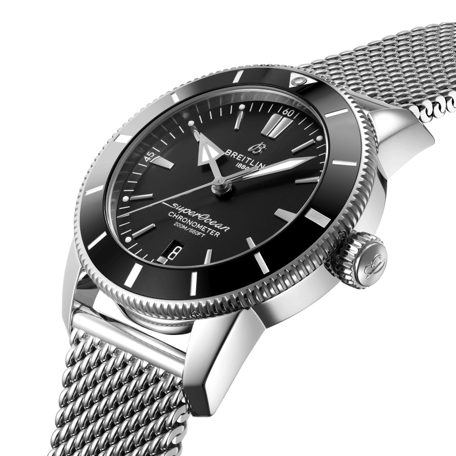 Montre Breitling Superocean Heritage II B20 automatique cadran noir bracelet maille milanaise 44 mm