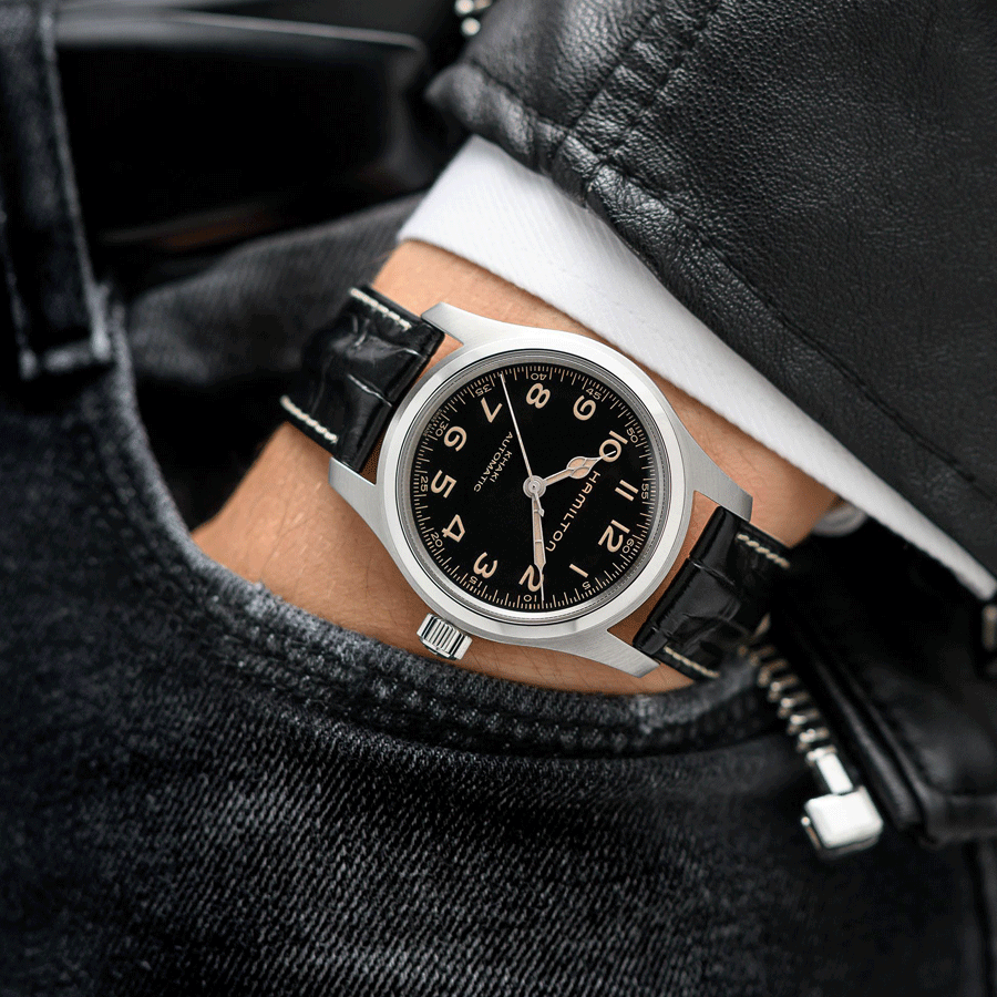 Montre Hamilton Khaki Field Murph automatique cadran noir bracelet cuir noir façon alligator 42 mm