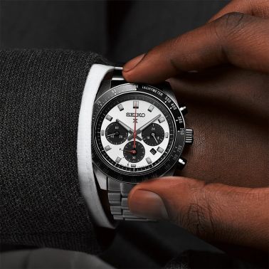 Montre Seiko Prospex SpeedTimer solaire cadran argenté bracelet acier 41,4 mm