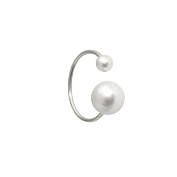 Earring Claverin Hanging one in white gold and white pearls 15 mm