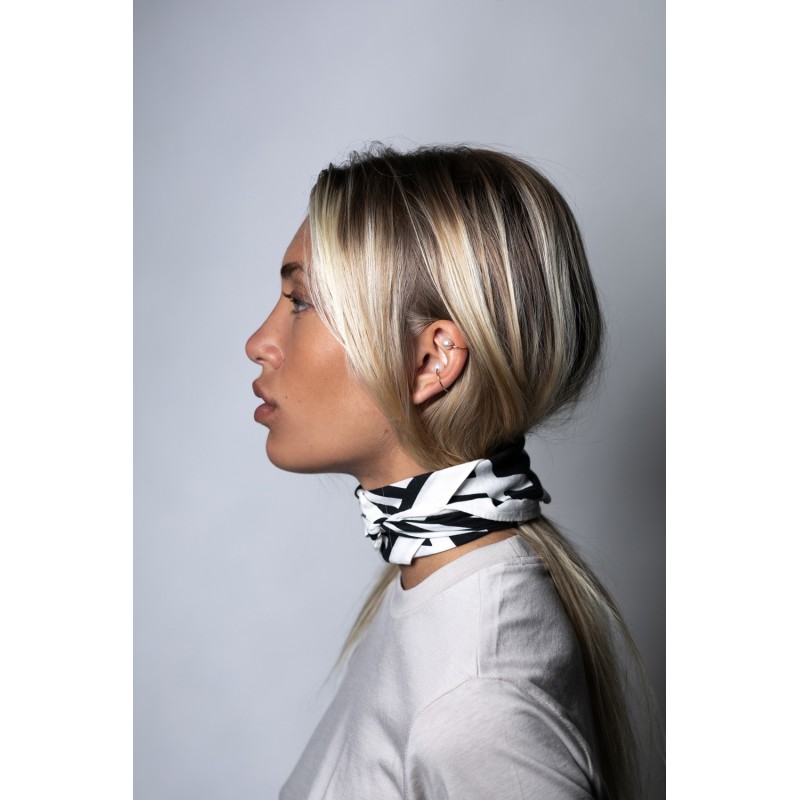 Claverin Hanging one earring in yellow gold and white pearls 12 mm